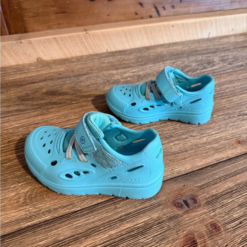 Stride rite oceano water shoes
